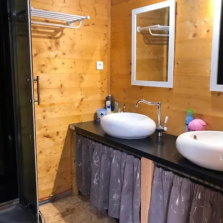 Σπίτι διακοπών Maison Confortable Avec Jardin A Borne 80 M² Boree