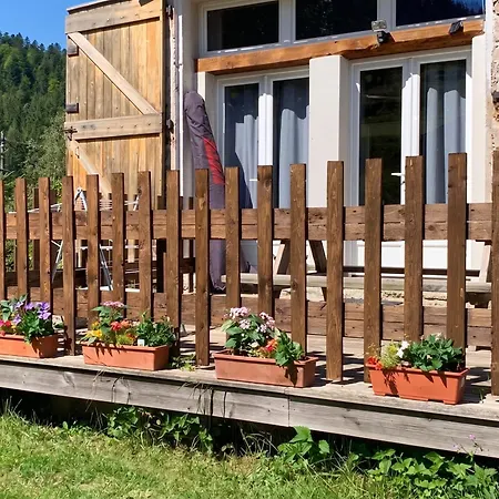Maison Confortable Avec Jardin A Borne 80 M² Boree