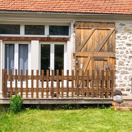 Σπίτι διακοπών Maison Confortable Avec Jardin A Borne 80 M² *